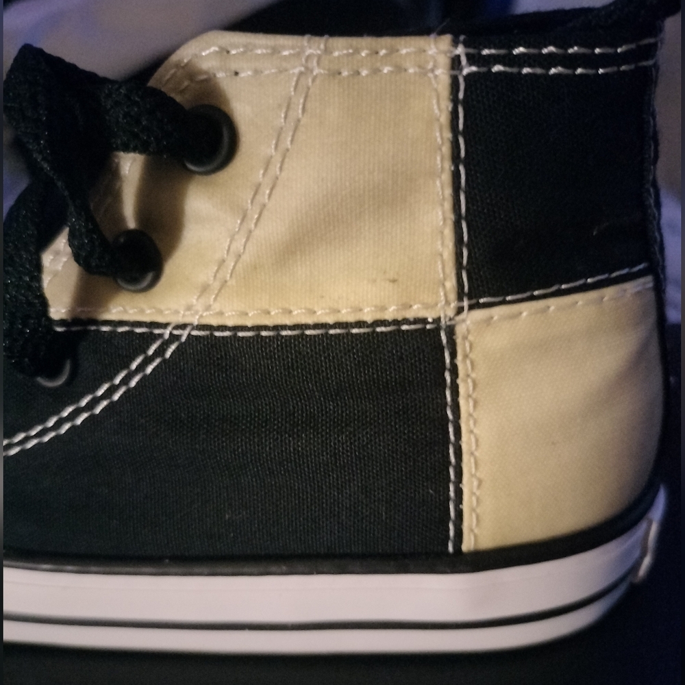 Toddler Converse All Star Hi Uv In Black/Magenta - Picture 16 of 16
